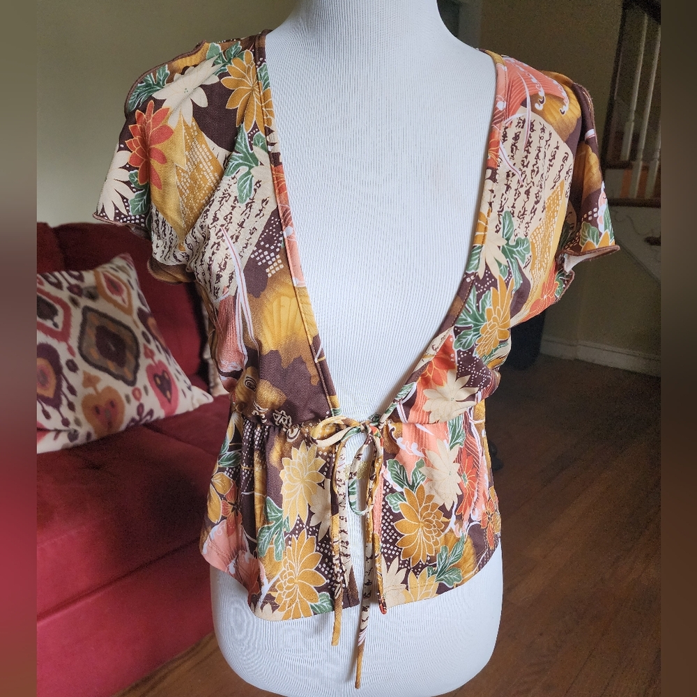 LVLX Orange and Yellow Flutter Sleeve Blouse Tie Front
